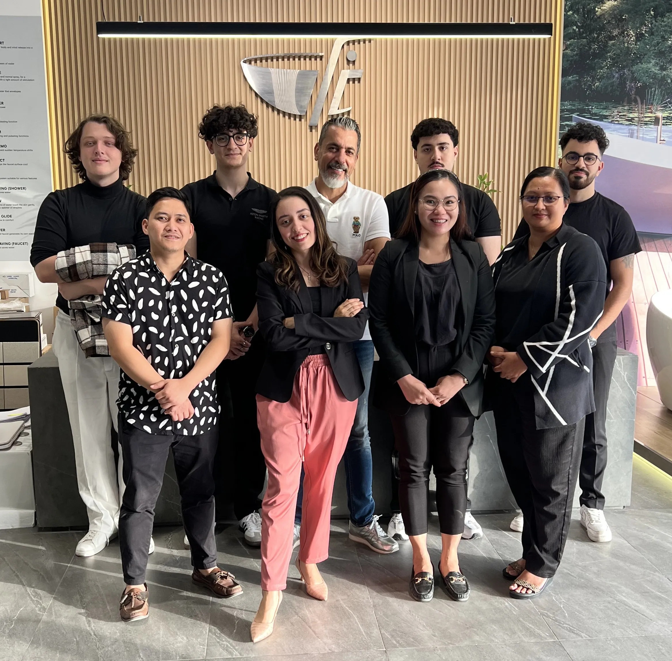 The heroes of first consultant building materials, the full team.